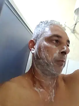 gordonunes online show from December 22, 1:36 am