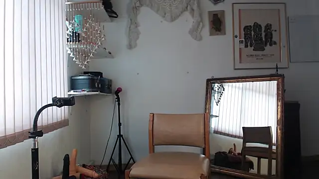 Snapshot of Siriss_boyrag chatting on September 19, 1:55 pm Siriss boyrag online show from September 19, 1:55 pm