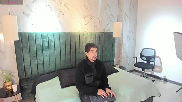 Snapshot of Ian_Daviz chatting on October 10, 11:59 am Ian Daviz online show from October 10, 11:59 am
