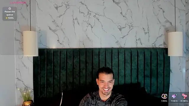 Snapshot of Ian_Daviz chatting on January 23, 8:02 pm Ian Daviz online show from January 23, 8:02 pm