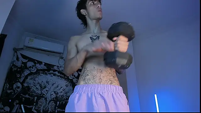 Snakebutterfly online show from November 28, 4:48 am