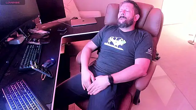 boytoyfrindles online show from March 2, 11:39 am