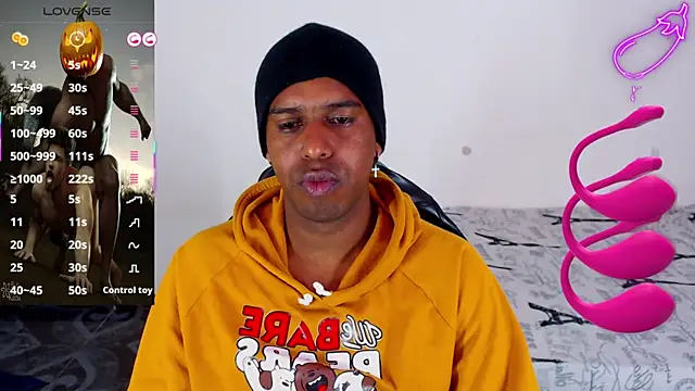 Snapshot of mrjhon26 chatting on October 8, 2:49 am mrjhon26 online show from October 8, 2:49 am