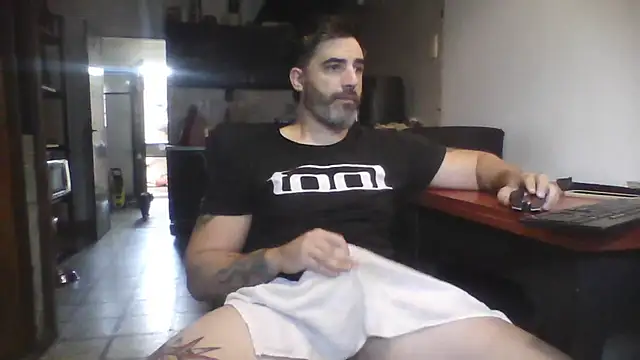 ozzypsico13 online show from February 12, 2:56 pm