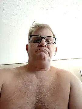 J83560Jason online show from July 15, 8:26 pm
