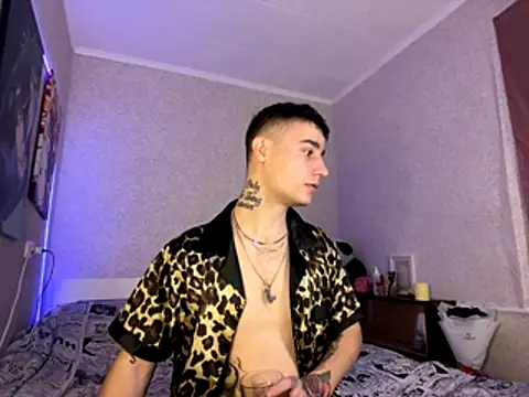 Mike severi2 online show from November 15, 12:40 pm