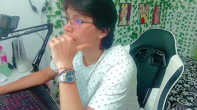 Andy gray online show from March 18, 6:00 pm