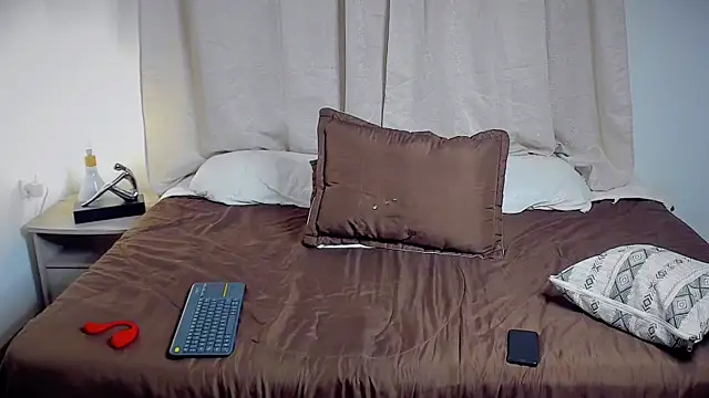 dafboy1 online show from October 19, 1:32 am