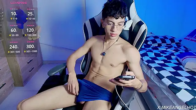 Angelligth online show from March 21, 7:29 pm