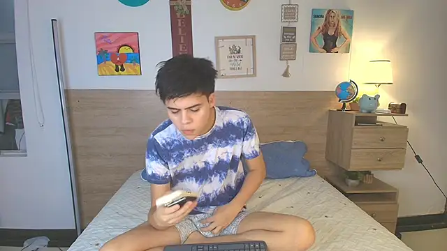 Snapshot of justinbiler chatting on September 25, 1:10 pm justinbiler online show from September 25, 1:10 pm