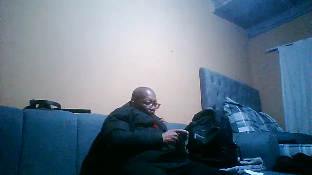 Sgeme325is online show from June 6, 9:21 pm