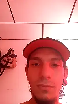 Snapshot of HornetBigDickonYou chatting on January 21, 4:23 pm HornetBigDickonYou online show from January 21, 4:23 pm