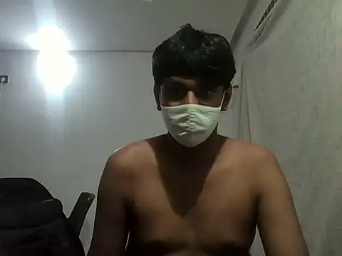 Snapshot of brownguy1234 chatting on January 27, 5:47 am brownguy1234 online show from January 27, 5:47 am