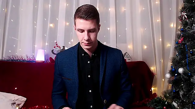 Snapshot of Chris_Brien chatting on January 13, 1:56 am Chris Brien online show from January 13, 1:56 am