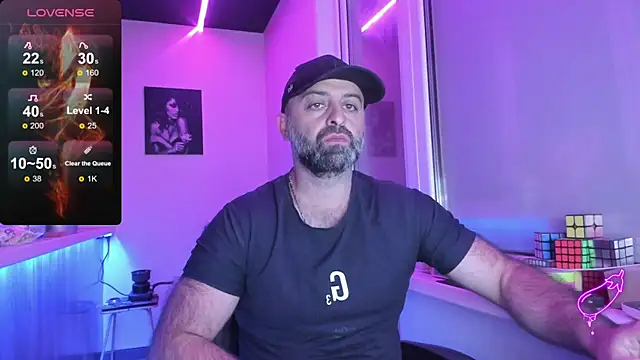 Snapshot of MAGABEAR077 chatting on October 7, 10:36 pm MAGABEAR077 online show from October 7, 10:36 pm