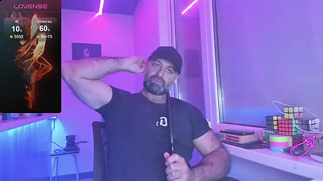 Snapshot of MAGABEAR077 chatting on October 10, 1:38 pm MAGABEAR077 online show from October 10, 1:38 pm
