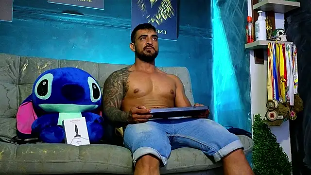 ERIC HARRISON online show from November 8, 8:28 am