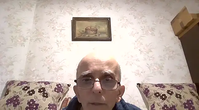 Snapshot of mariusica1@xh chatting on February 21, 11:54 pm mariusica1xh online show from February 21, 11:54 pm