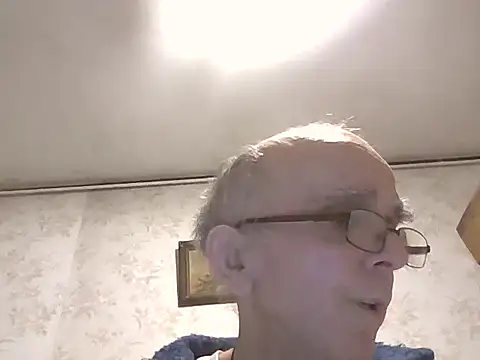 Snapshot of mariusica1@xh chatting on October 11, 8:46 pm mariusica1xh online show from October 11, 8:46 pm