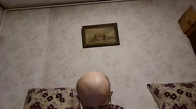 Snapshot of mariusica1@xh chatting on March 6, 7:32 pm mariusica1xh online show from March 6, 7:32 pm