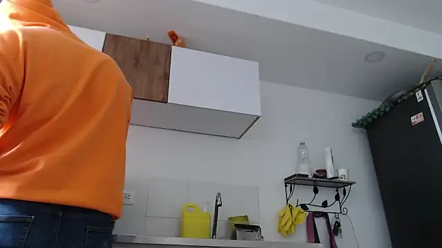 thomas gun online show from January 18, 4:53 pm