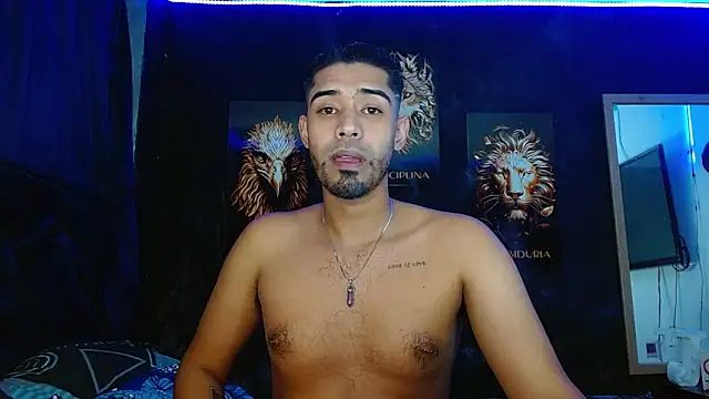 Snapshot of ryanse_hot chatting on February 15, 8:45 pm ryanse hot online show from February 15, 8:45 pm