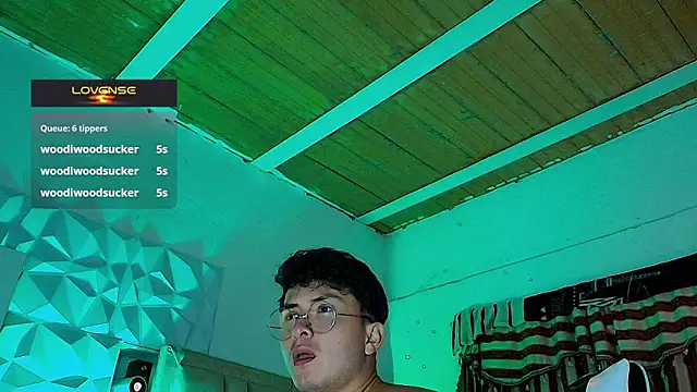 Snapshot of santyago_taylor chatting on March 11, 7:47 pm santyago taylor online show from March 11, 7:47 pm