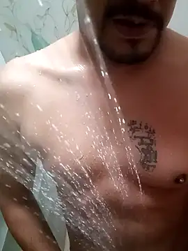 Professor Leo  online show from January 7, 8:10 pm