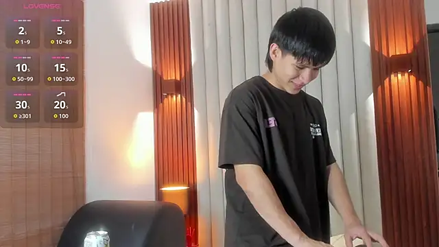 Snapshot of Ryo_kush chatting on October 17, 4:05 am Ryo kush online show from October 17, 4:05 am
