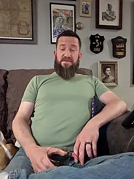 Icebearsticlese online show from April 3, 1:57 am