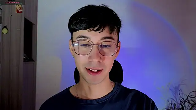 Snapshot of cameron_cum chatting on October 14, 6:26 pm cameron cum online show from October 14, 6:26 pm