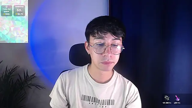 Snapshot of cameron_cum chatting on December 10, 10:49 pm cameron cum online show from December 10, 10:49 pm