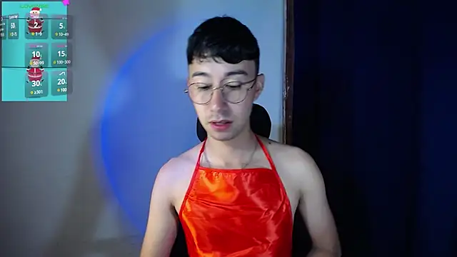 Snapshot of cameron_cum chatting on December 24, 1:39 pm cameron cum online show from December 24, 1:39 pm