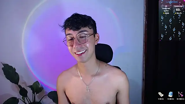 Snapshot of cameron_cum chatting on January 27, 1:09 pm cameron cum online show from January 27, 1:09 pm