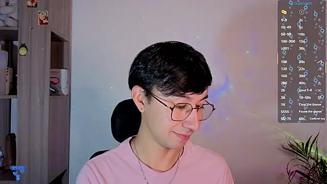 Snapshot of cameron_cum chatting on September 12, 1:55 pm cameron cum online show from September 12, 1:55 pm