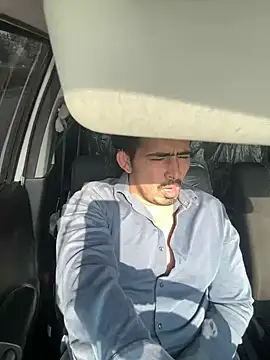 shivani0999 online show from March 3, 3:36 am