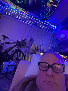 Mimmoromeo1973 online show from March 25, 3:54 am