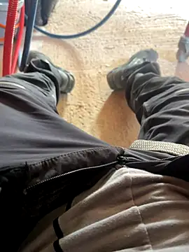 plaisir85 online show from December 3, 12:27 pm