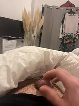 plaisir85 online show from January 14, 7:48 am