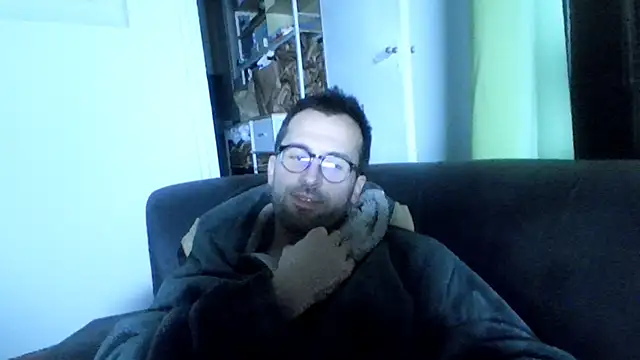 Snapshot of byakkotorra chatting on March 3, 12:56 am byakkotorra online show from March 3, 12:56 am