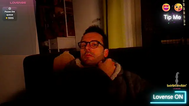 Snapshot of byakkotorra chatting on March 17, 12:30 am byakkotorra online show from March 17, 12:30 am