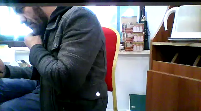 Snapshot of okan3456ok chatting on February 6, 11:10 am okan3456ok online show from February 6, 11:10 am