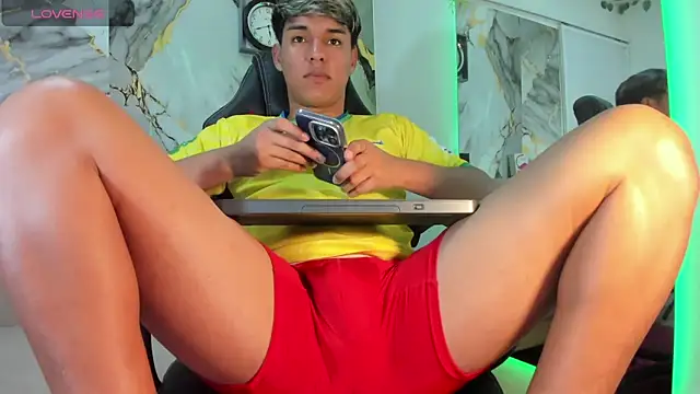 ryan carter08 online show from April 22, 11:20 pm