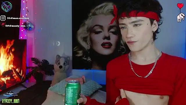 maxiy 001 online show from April 19, 4:34 am