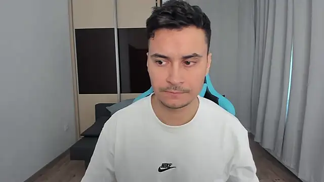 MatMalonne online show from December 18, 2:13 pm