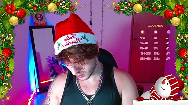 Snapshot of Ares_blue chatting on December 24, 11:06 am Ares blue online show from December 24, 11:06 am