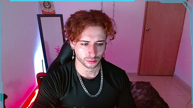 Snapshot of Ares_blue chatting on January 11, 11:45 am Ares blue online show from January 11, 11:45 am