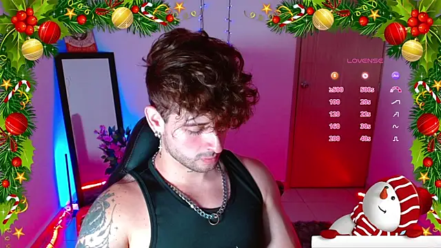 Snapshot of Ares_blue chatting on December 17, 11:17 am Ares blue online show from December 17, 11:17 am