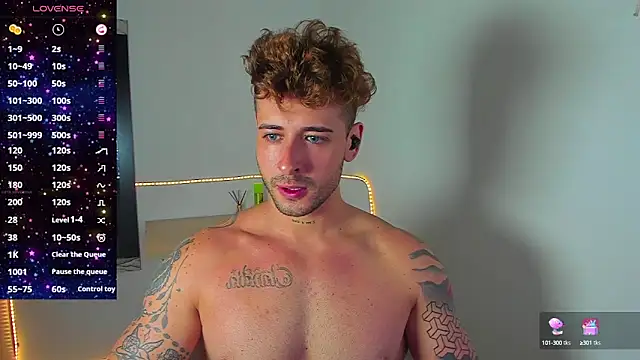 Snapshot of Ares_blue chatting on October 16, 3:09 pm Ares blue online show from October 16, 3:09 pm