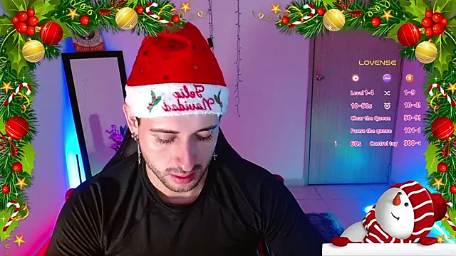 Snapshot of Ares_blue chatting on December 26, 10:48 am Ares blue online show from December 26, 10:48 am